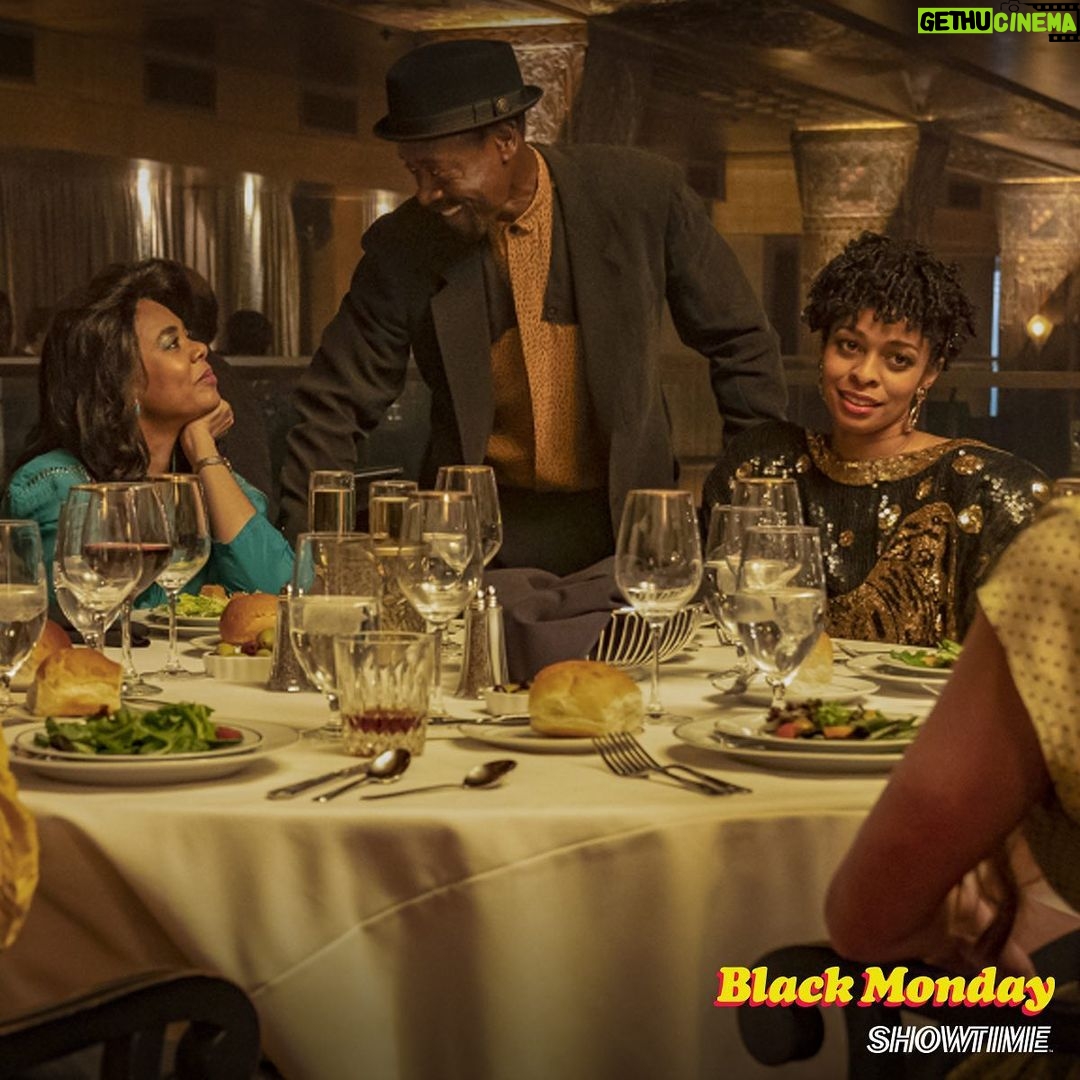 Regina Hall Instagram - Can’t believe we’re already halfway through the season! Hope you’ve been keeping up with the shenanigans! #blackmondayshowtime