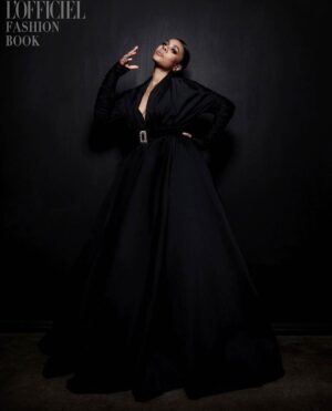 Regina Hall Instagram - @mikeruizone you really are an artist. Had the most fun on this shoot. Thank you @lofficielau 

Photography, creative direction, production: @mikeruizone 
editor in chief: @dimitrivorontsov 
stylist: @scotlouie 
hair: @shornelll 
makeup: @lewinadavid 
photo assistant: @ozzie__g__