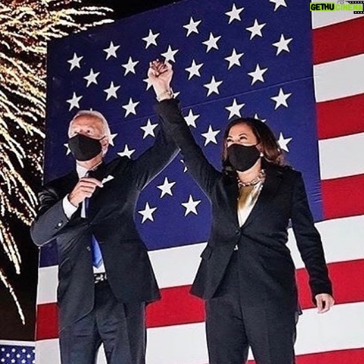 Regina Hall Instagram - What a day to celebrate!! Looking forward to the hope and change this new leadership will bring! We did it!! #bidenharris2020