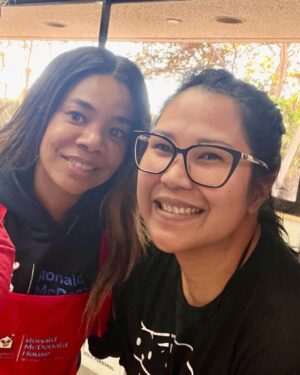 Regina Hall Instagram - What a wonderful day. Thank you Ronald McDonald House for inspiring us today. #friendsgiving @sanaalathan @luvelisaperry ❤️