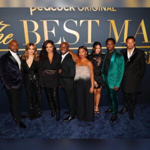 Regina Hall Instagram - Loved celebrating with this family ❤️ #thebestmanfinalchapters on @peacocktv 12/22