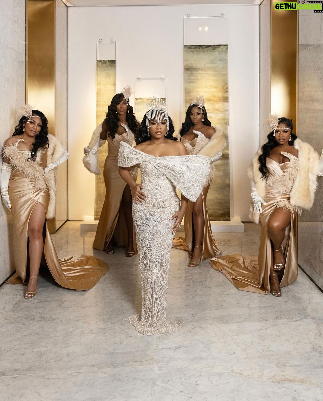 Reginae Carter Instagram - We Showed Up And Showed Out Last Night 🥂#ToyasQueensCourt #sixwardsteppersball2024 📸 @dsw_photography