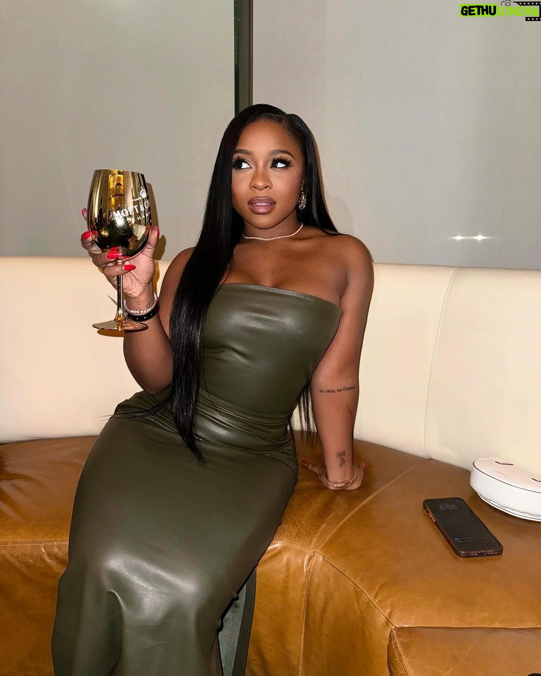 Reginae Carter Instagram - 🥂#ToastWithMoet