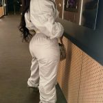 Reginae Carter Instagram - Court side Kickin’ It 🏀‼️