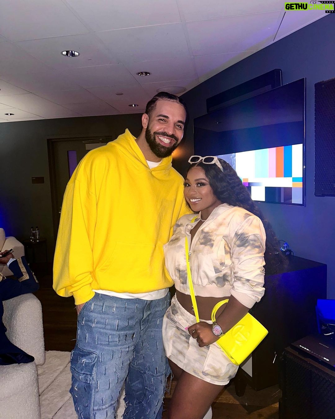 Reginae Carter - 281.2K Likes - Tonight was fun ‼️ such a great show 🔥