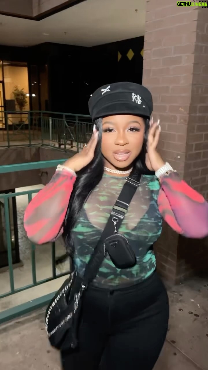 Reginae Carter Instagram - Wassam baby😍 makeup @ohkeliyah Hair @glammoroushair