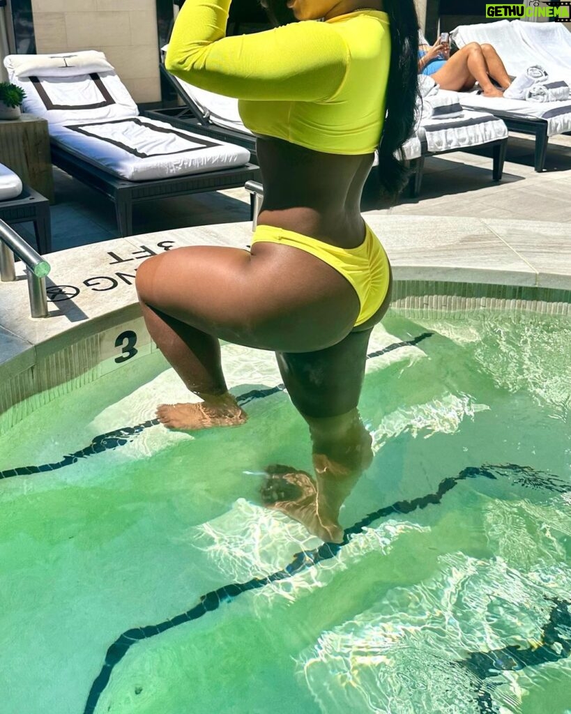 Reginae Carter Instagram - Sunshine Fine ☀ Swimsuit @whyifitin Houston, Texas