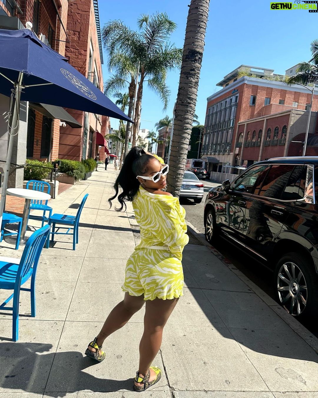 Reginae Carter Instagram - 💕 outfit @hellobarbie