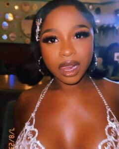 Reginae Carter Instagram - We took it back To the 99’ & the 2000s 🤪 Had a blast at @lakeyah release party 🎊