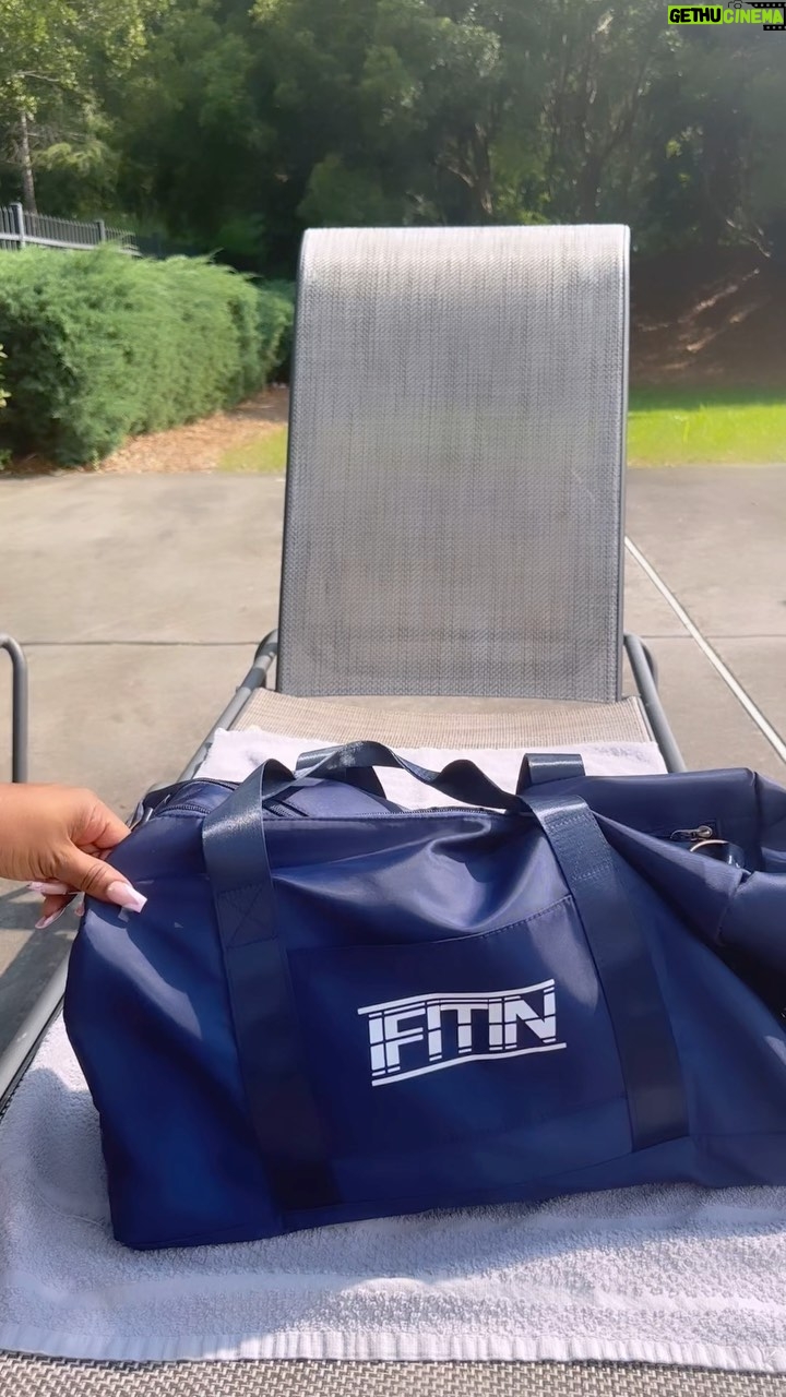 Reginae Carter Instagram - Acting Bad in my @whyifitin Swimwear all summer ☀️👙Coming soon🤫 New gym bags Otw as well ‼️