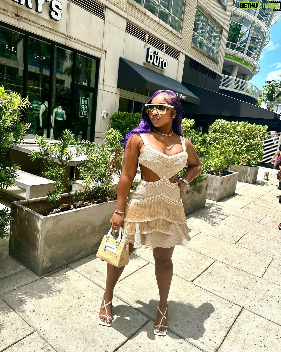 Reginae Carter Instagram - Just here for a good time , not a long one 💜 Miami, Florida