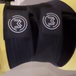 Reginae Carter Instagram - I’ve tried all of @whatwaistofficial bands and this might be my new fave! It’s soft and comfy but has 3 layers of heat trapping! You sweat like crazy but the technology dries it up quickly so you don’t feel or smell nasty 😍