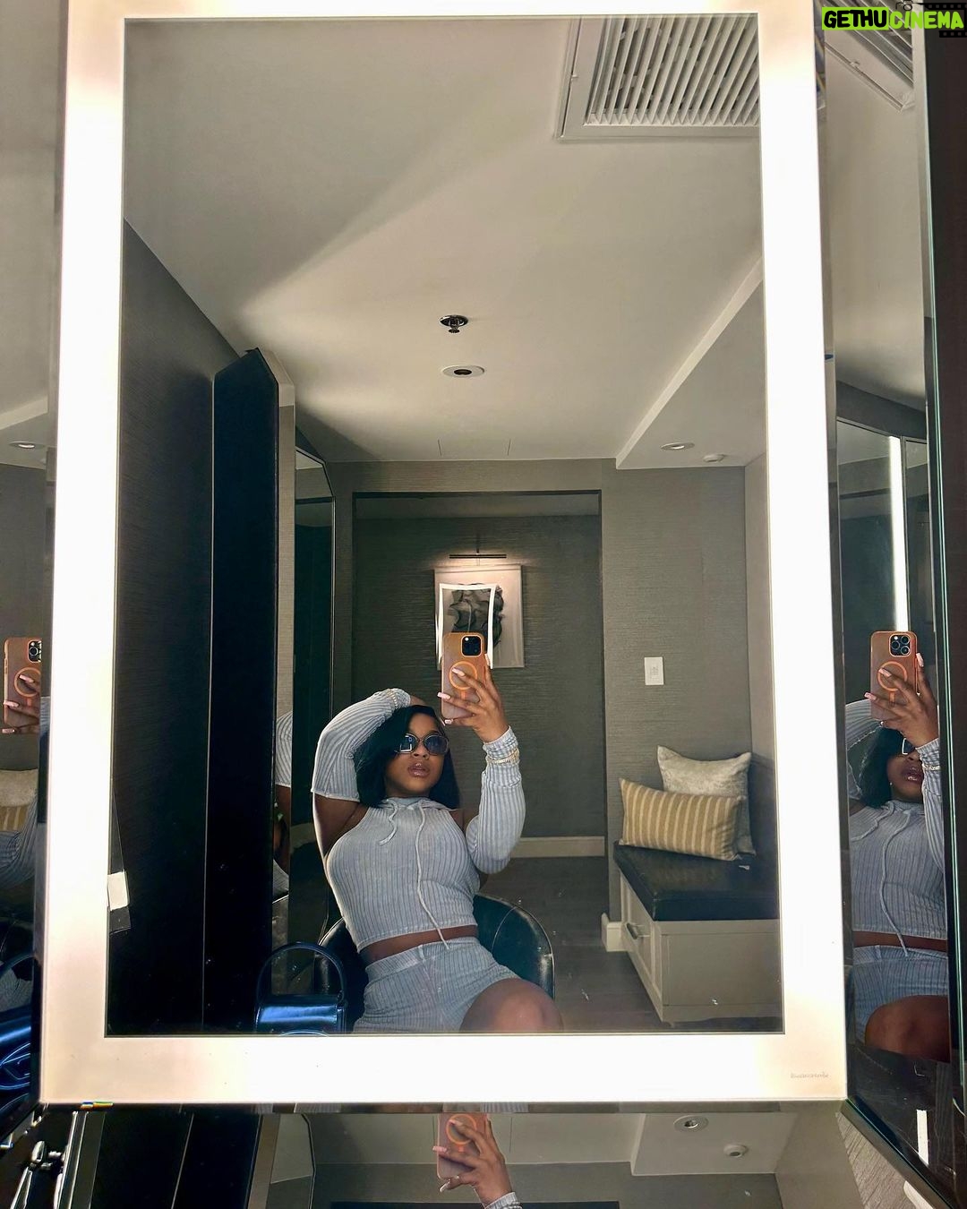 Reginae Carter Instagram - Try to act bad like me , They bad actors 😅🥶 @Fashionnova