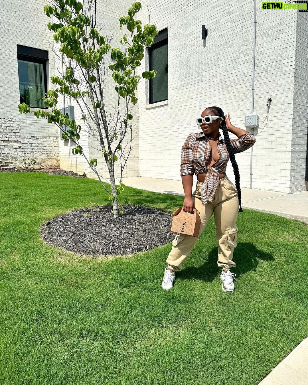 Reginae Carter Instagram - I’m back goin hard again ‼️