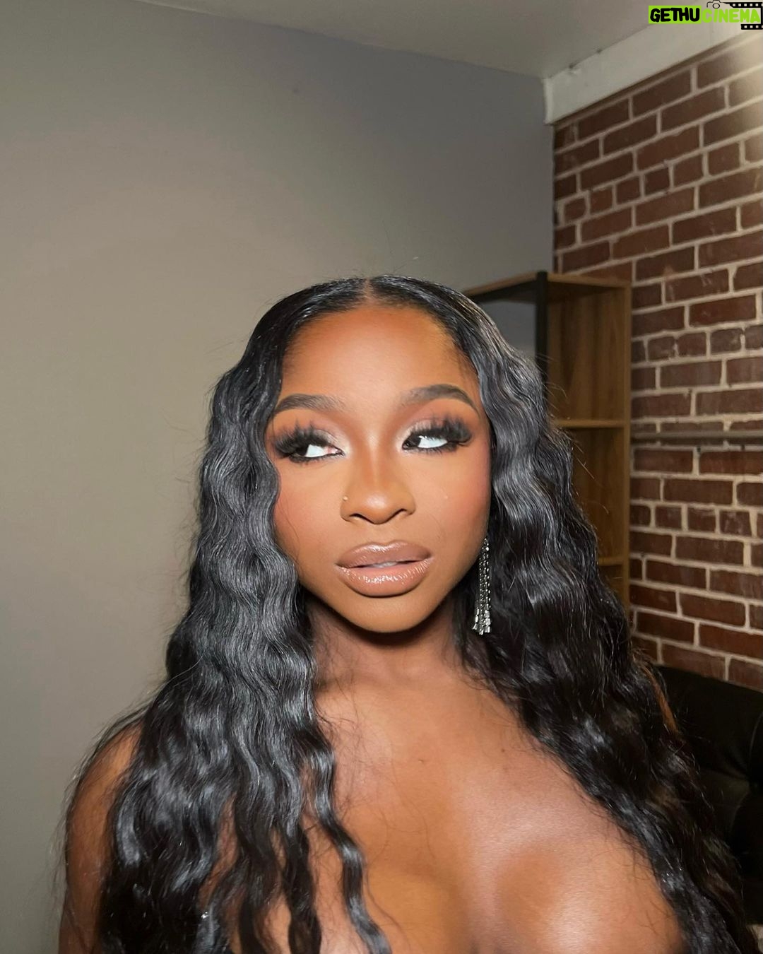 Reginae Carter Instagram - 💋 Hair @glammoroushair Makeup @ohkeliyah