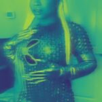 Reginae Carter Instagram - Alien Superstar in full effect 👽🛸 Styled by @therealnoigjeremy Makeup @terrillanthonybeauty Hair @star_struck_hair
