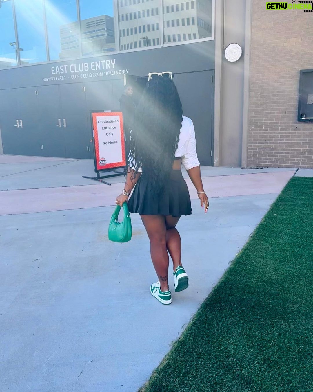 Reginae Carter Instagram - Prada Moment 💚 Baltimore, Maryland