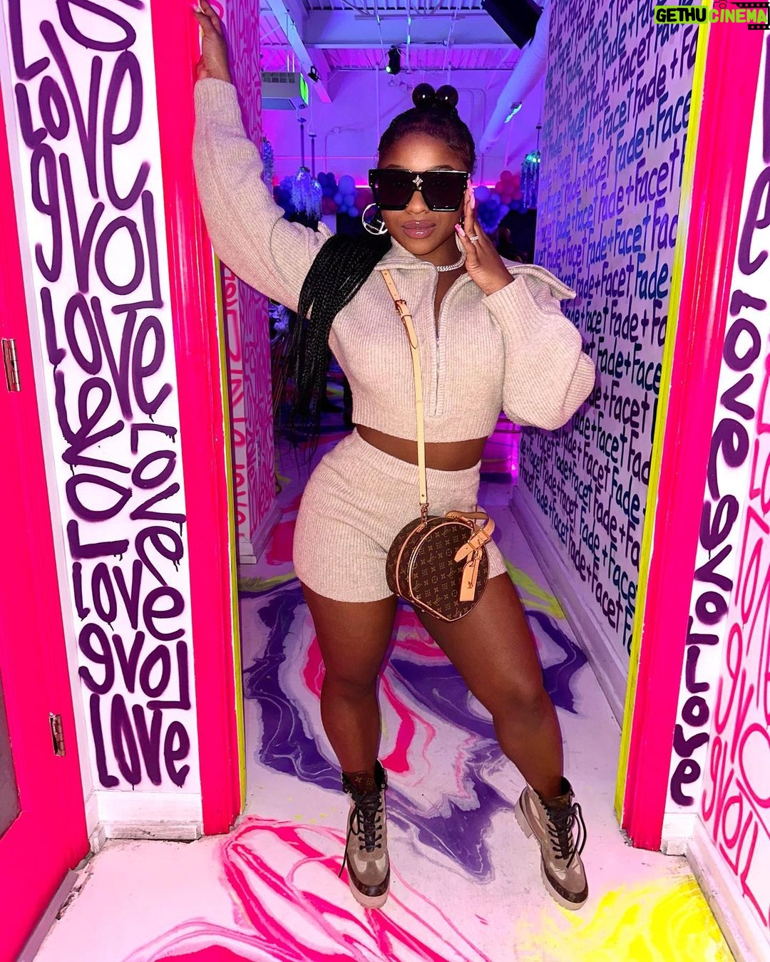 Reginae Carter Instagram - GNO 💞 @fashionnova