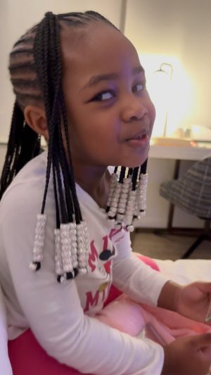 Remy Ma Instagram - Had to share this with y’all …
My lil girly girl @ReminisceMacKenzie is jokes! 
I’m planning her 5th birthday party & while making a highlight video I found this🥰
How she look at herself in the mirror and say 
“oh my goodness I can’t take it!!!!”
“Let’s call that girl & tell her good job”😂
Hair by @goddess.handz #Reminisce #RrmyMa