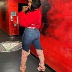Remy Ma Instagram - Reminisce 🍫 Sidebar: I really just be chillin’ Double Sidebar: But uhmmm let’s be clear… that’s by choice 💋#RemyMa