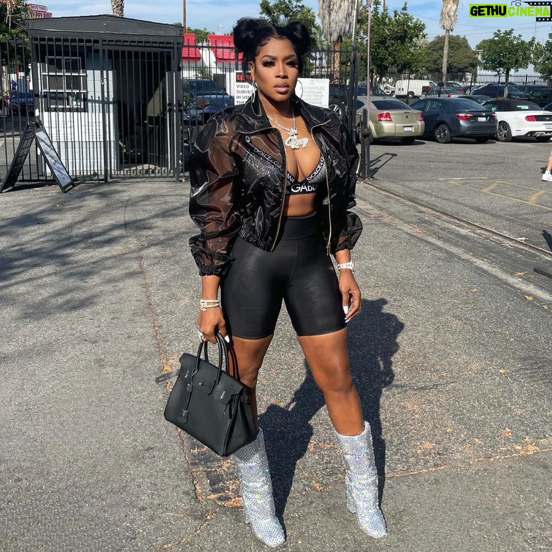 Remy Ma Instagram Pull up, flocky Icy, hockey… N*ggaz calling me The