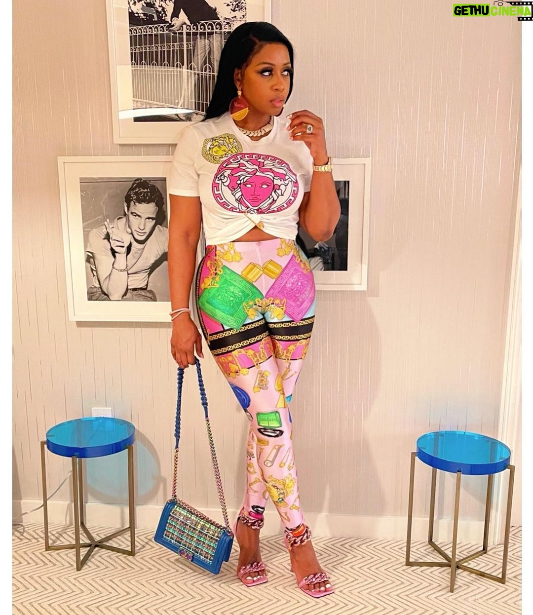 Remy Ma Instagram - Versace, Versace, Versace 💖💚💛💙 #SavagexRemy #RemyMa #RemyMafia