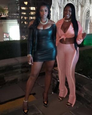 Remy Ma Instagram - Good times with great friends 🥰
Sidebar: now you knowww I don’t know how to act when @Brandy come @darealterrencedavidson 
Double Sidebar: I love that my beautiful friend @iamjuju_  is tall like me  #RemyMa