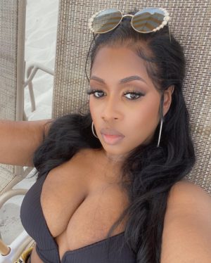 Remy Ma Instagram - 🍫🥛 
Got MILF?😋
#RemyMa
Sidebar: Studies show that zooming in on IG photos is the leading cause of arthritis 😂
