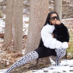 Remy Ma Instagram - Reminisce 🖤🤍🐼 Fresh face & @danielsleather fur sleeve ; available in EVERY color! Sidebar: OF COURSE the Gemini in me would wear TWO sleeves in DIFFERENT colors😎 #RemyMa #