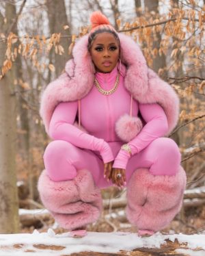 Remy Ma Instagram - Did somebody say it’s snowing ?❄️ 💕 @danielsleather Custom fur muff, leg warmers, & hooded shawl ! - hit him up for yours -Any color!
📸 @danielvasquezphotos 
#AllPinkEverything #RemyMa #ShesComing