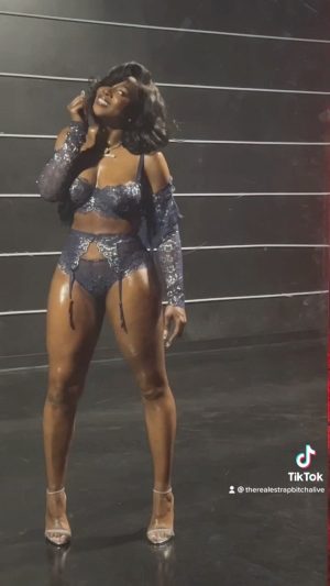 Remy Ma Instagram - Now Reminisce… Reminisce was a bad m*thaf*cka; tall, dark skin, some big ass t*ts 🍫
Sidebar: The Reminisce EP loading🤞🏾🔥
Double Sidebar: Chocolate 🥰
TikTok: RealestRapBitchAlive 
#RemyMa #Reminisce