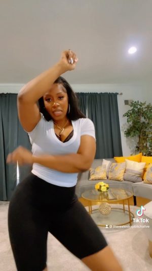 Remy Ma Instagram - This how my weekend going🥰 Respectfully!
Follow me on TikTok: TheRealestRapBitchAlive
Sidebar: This my sh*tttttttt🔥
Double Sidebar: All my friends watching this video dying laughing cuz this me all day, everyday…2022 y’all getting #Reminisce, #RemyMa, Remy MArtha & Rem😈 #GeminiGang