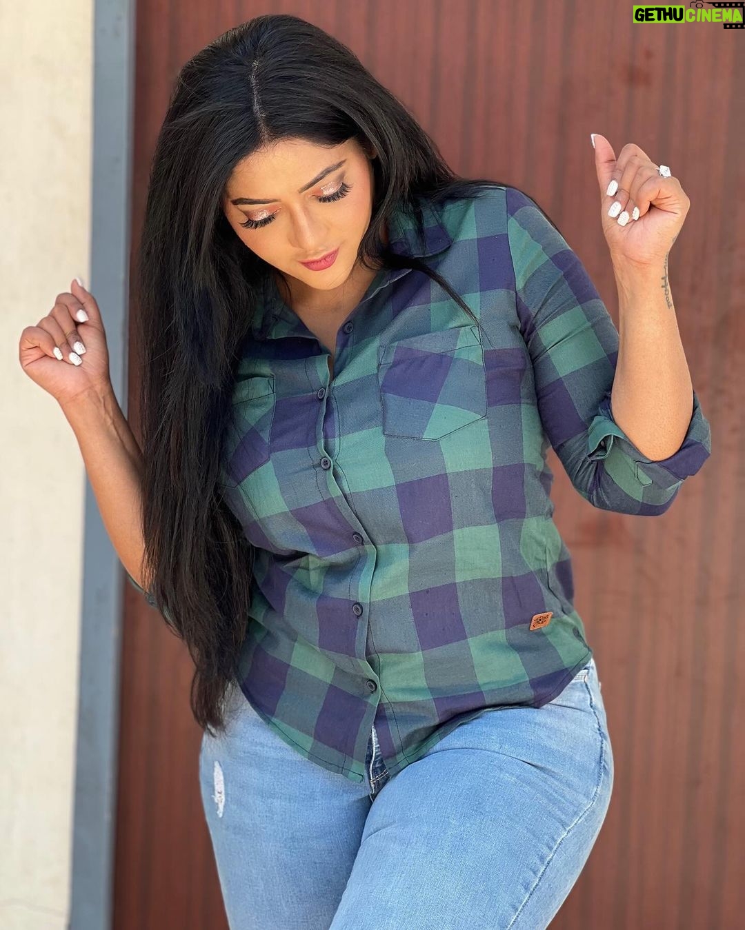 Reshma Pasupuleti Instagram - Things to keep private …… EVERYYYYYTTTTHHHIIINNNNGGGGGGGGGGG🤣😂🫠