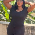 Reshma Pasupuleti Instagram – No stress just hustle & live life ❤️