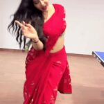 Reshma Pasupuleti Instagram – I vibe alone & choose myself everyday as of today ah kurchi ni madathapettesey 😂🤣😂🤣🌹❤️🫰 #reelitfeelit #reels #reelsinstagram #reelsindia #reelkarofeelkaro #telugu #kurchinimadthapettidengutheymedalvirigipoinay #kurchimadathapetti #maheshbabu #trending #cozimbored #andwanttobotherpeople