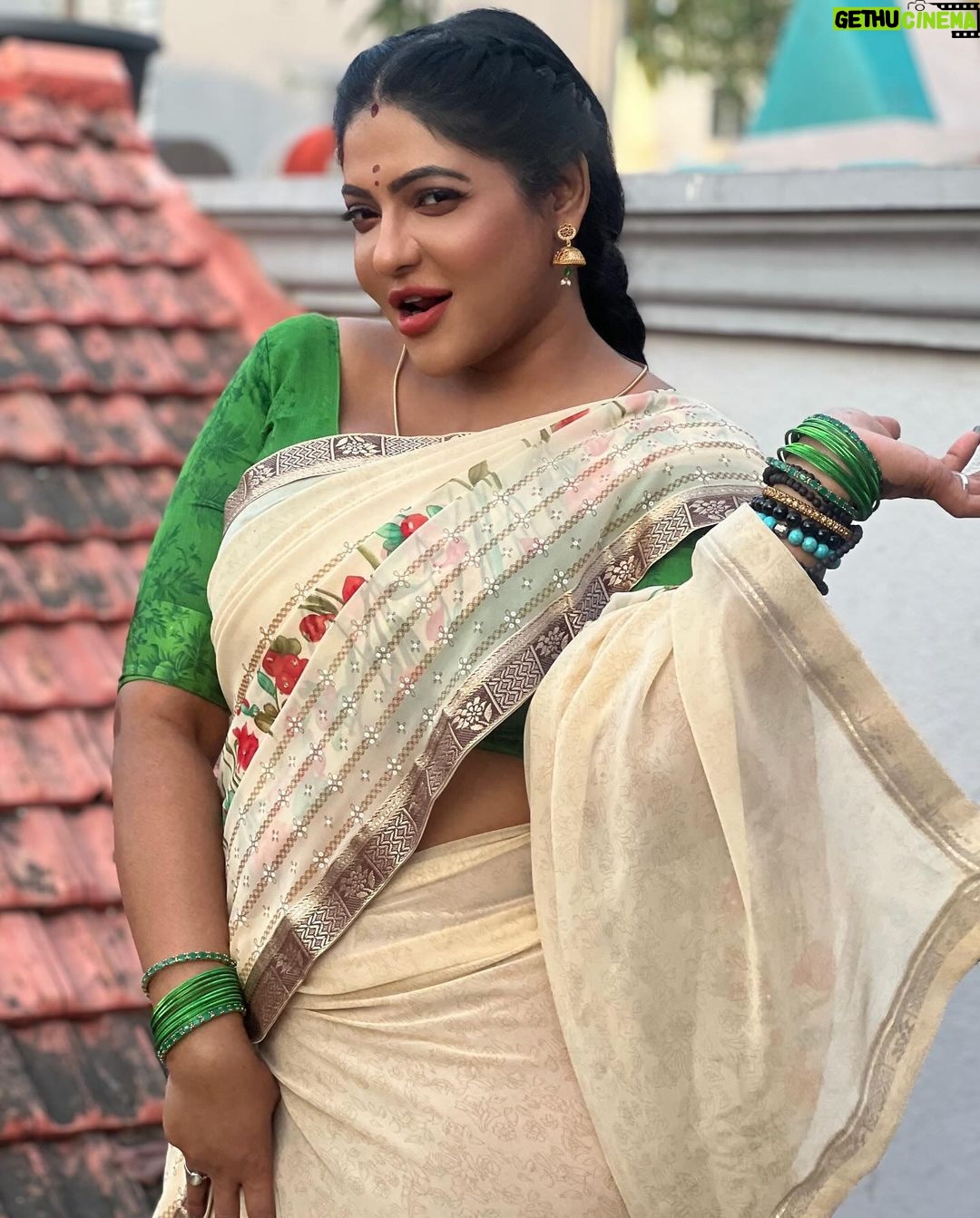 Reshma Pasupuleti Instagram - I would rather trust a car without brakes ๐๐คฃ๐๐คฃ๐ love life ๐งก