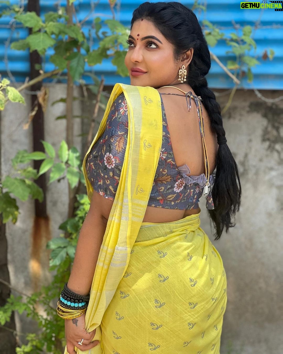 Reshma Pasupuleti Instagram - Strangers clap harder for you, than the people who are close to you… so clap for yourself 🤩🫰