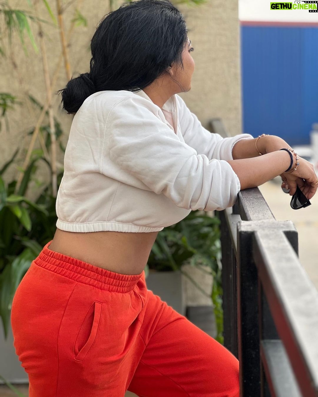Reshma Pasupuleti Instagram - Minding my business & trusting God for everything 🙏🏽💙🧿