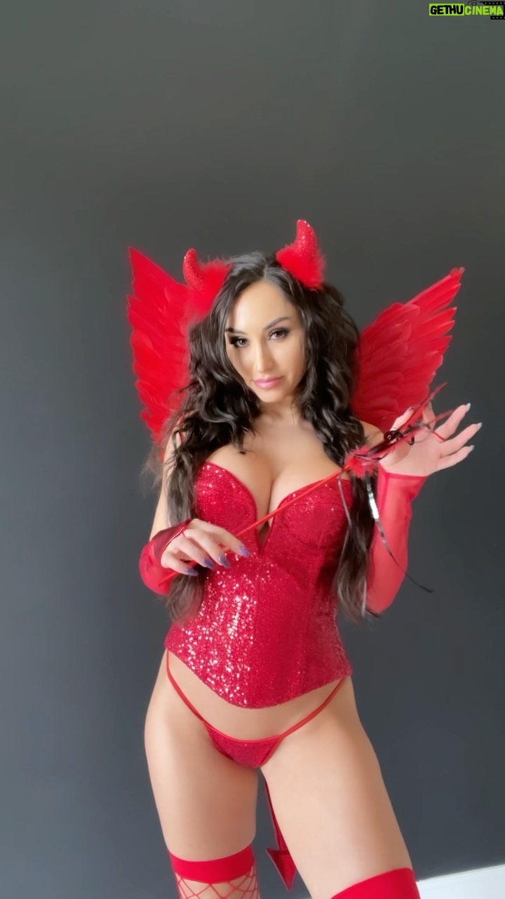 Reya Sunshine Instagram - Which one do you like the best?! And which one is the most “me”? 😇😈… • Also… THE SONG! Is so cute 😍 Music gets a pass for being raunchy… why can’t other art forms? 🤔❤️🔥 • 🎶 @lilyisthatyou