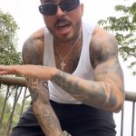 Reykon Instagram - Hace rato de ti no se naaaaa🤕 Y ando fu/ando en la mionca #EnBajita