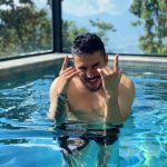 Reykon Instagram - 🏊‍♂️