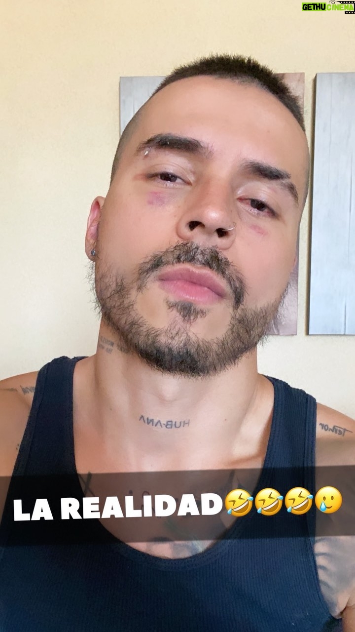Reykon - 62.3K Likes - Acompáñenme a ver esta triste historia y ríanse un rato!! 🤣🤕