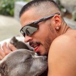Reykon Instagram - Ellos y yo!! Les gustan estos perros? #Mochilera