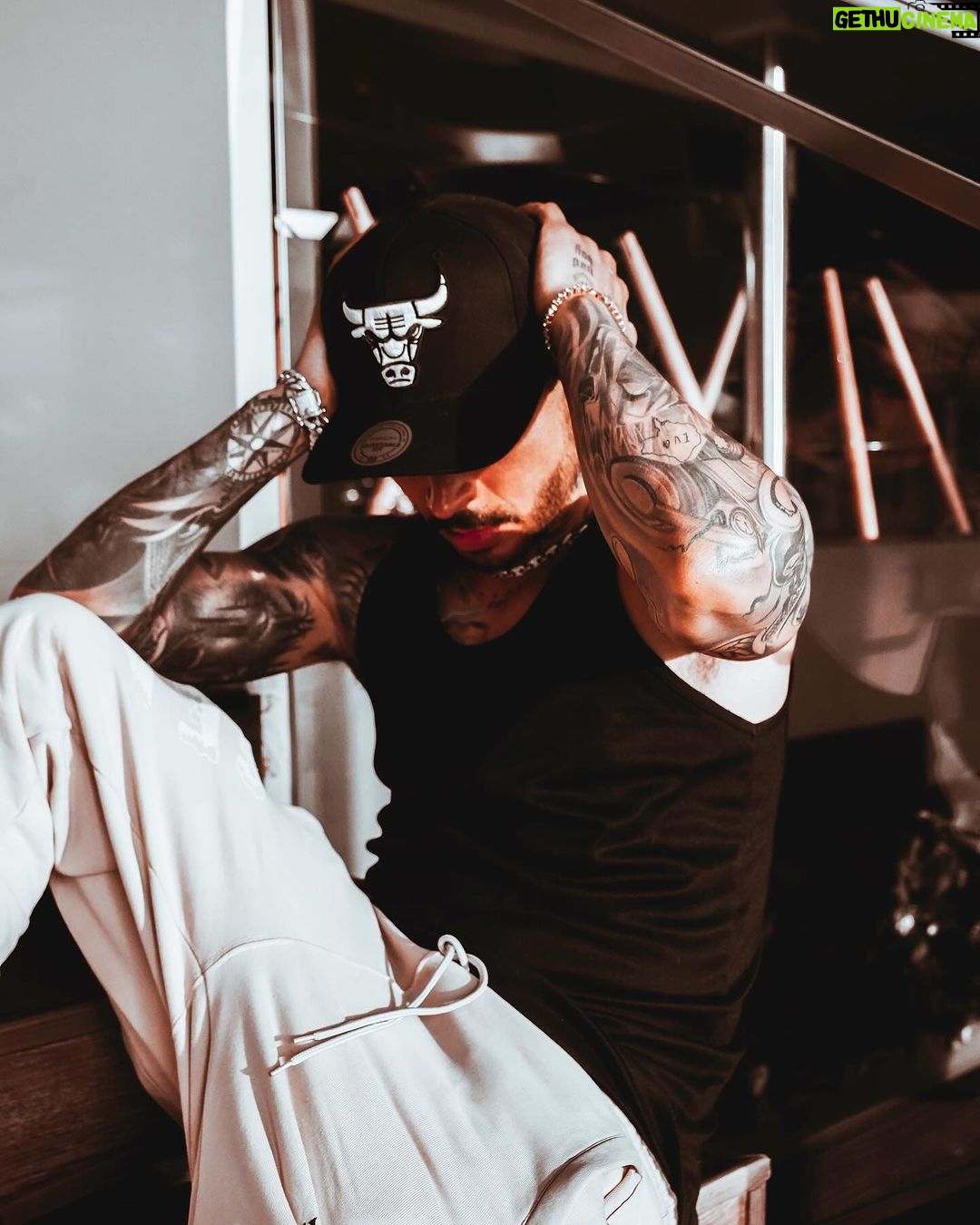 Reykon Instagram - Si supiera, te lo diría… En la última foto está eso q quieren saber, deslicen👉🏼