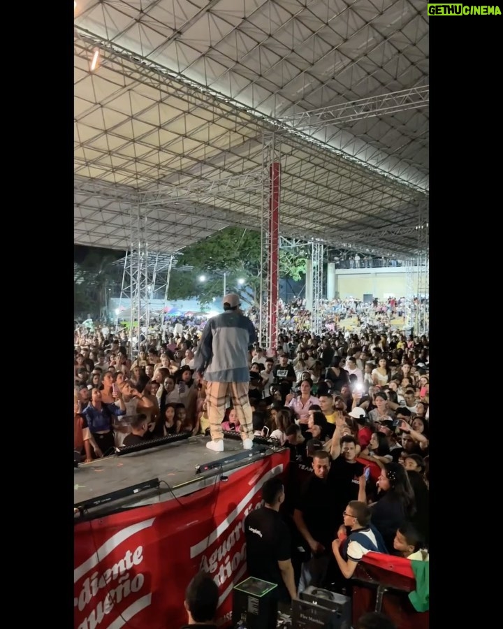 Reykon - 131.1K Likes - Hoy llegue a Medellín
tengo ganas de ti
dime donde tu estás?
#medayork pillen el vídeo del final y eso no ha salido!🥶