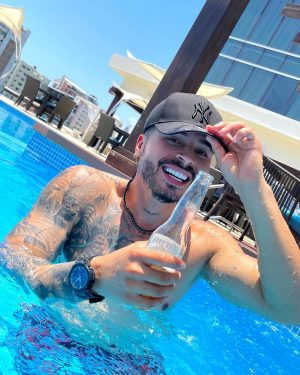 Reykon Instagram - Si quieres Musica nueva pon un emoji