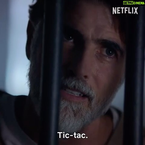 Reynaldo Gianecchini Instagram - #Repost @netflixbrasil Verônica está voltando, e eu só quero que ela tenha um dia de paz. A temporada final de Bom Dia, Verônica, com @Tainamuller, @Rodrigosantoro, @Eumaiteproenca, @Reynaldogianecchini e @klarafgcastanho, chega dia 14 de fevereiro.
