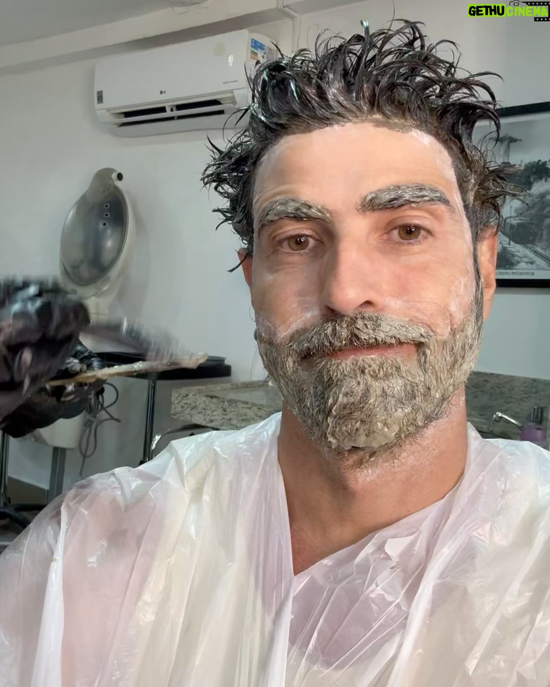 Reynaldo Gianecchini - 123.7K Likes - Depois/durante /antes
Pelas maos de @silvanonuness_