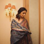 Rhea Kapoor Instagram - PRINCESS 👑 @aliaabhatt in @abujanisandeepkhosla custom couture. wearing @amrapalijewels Assisted @sanyakapoor make up @sandhyashekar hair @amitthakur_hair photos @_psudo_ Managed @vaishalib2907 Riyadh - Kingdom Of Saudi Arabia