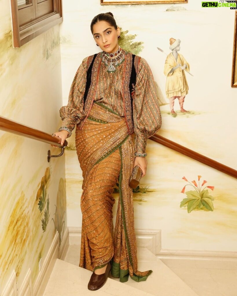 Rhea Kapoor Instagram - Shaadi Szn with my OG 🤍 @sonamkapoor Looks on looks on looks 🫶🏻 Styled with @shereenlovebug